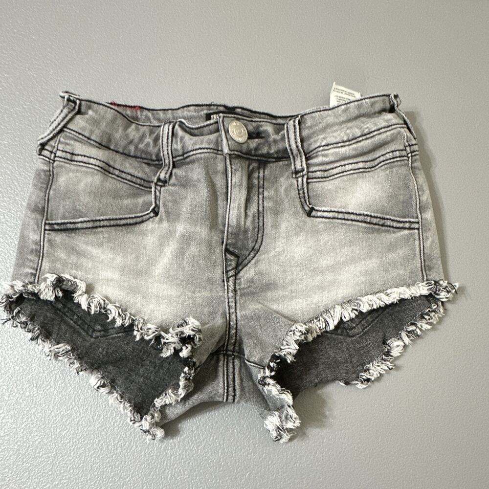 True Religion Women’s Gray Denim Cut Off Shorts Size 25 Mid Rise 5-Pocket